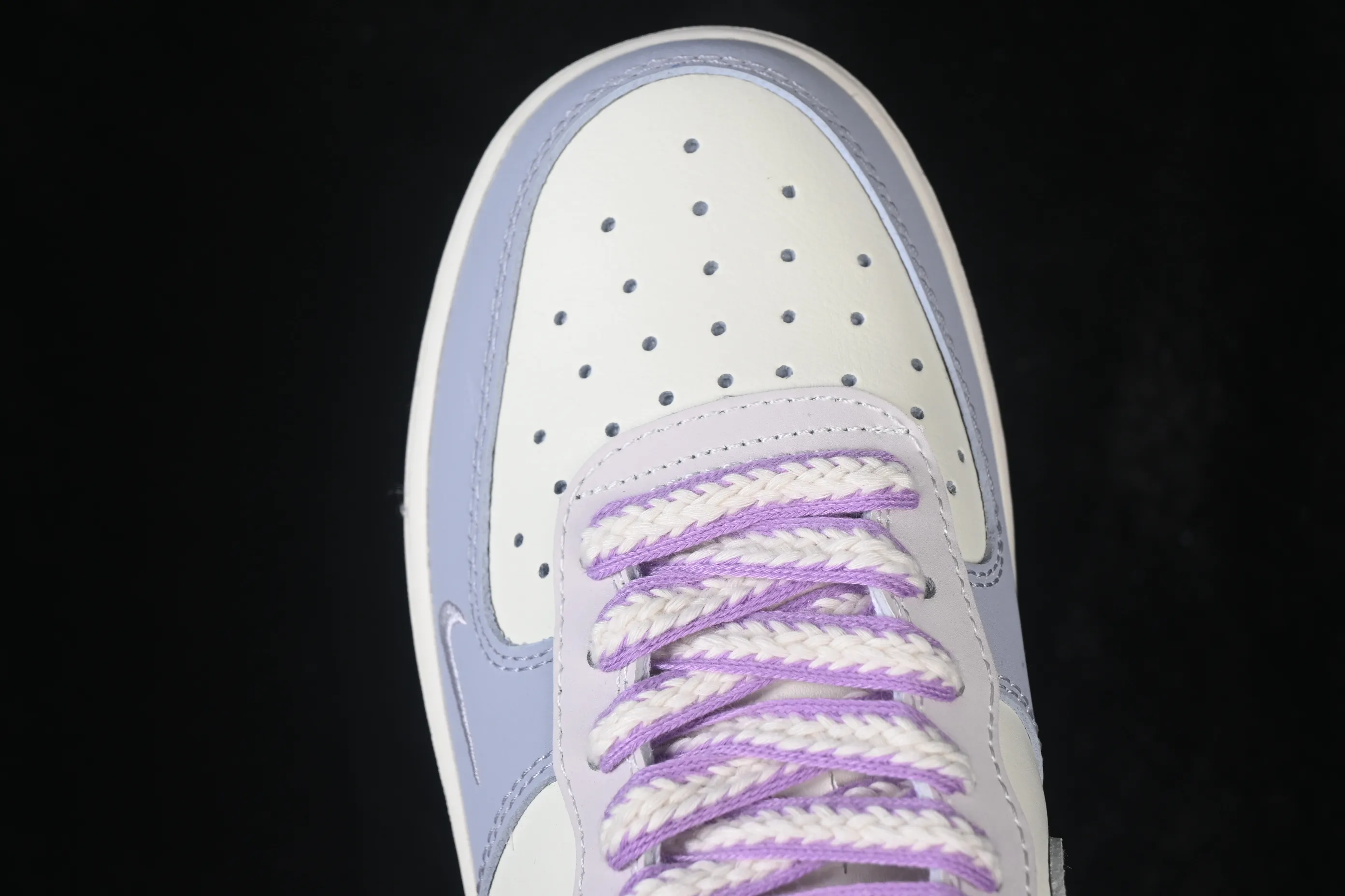 All categories Nk Air Force 1 Air Force series Nk Air Force 1 Low Air Force low-top Nike Air Force 1'07 Low "Rose Glitter" Hand-painted graffiti Rose diamonds Air Force 1 low-top casual sneakers DB3301-212